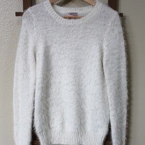 Forever 21 Fuzzy Cream Pullover Sweater